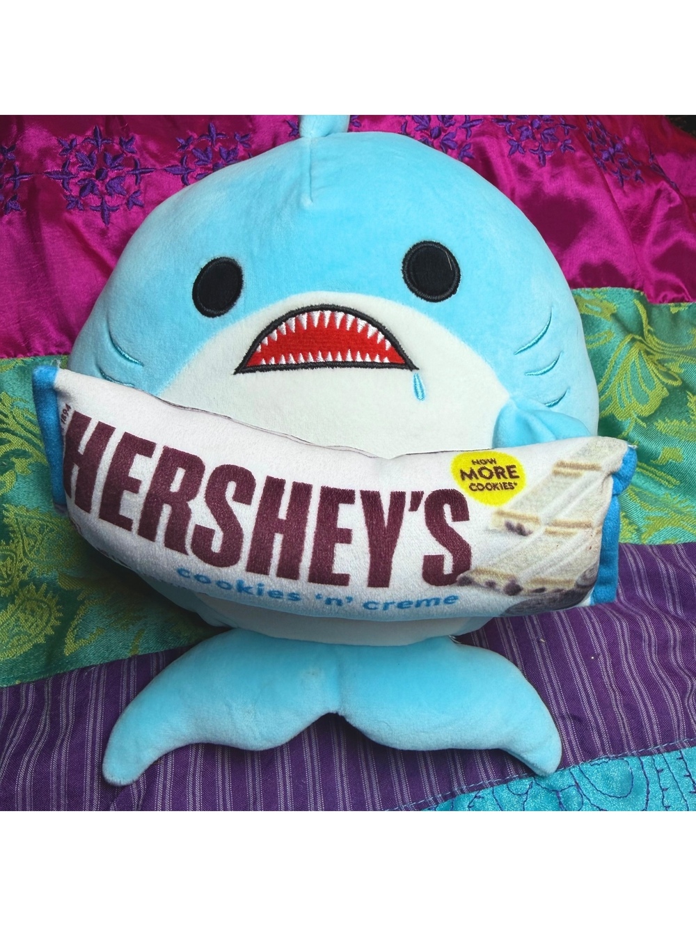 ZURO Snackles Seth The Shark Hershey’s Cookies N Cream Plush 8”